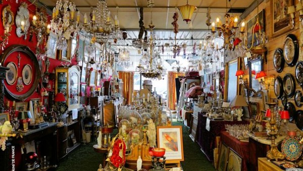 リヨンで過ごす日曜日は『蚤の市』を歩こう